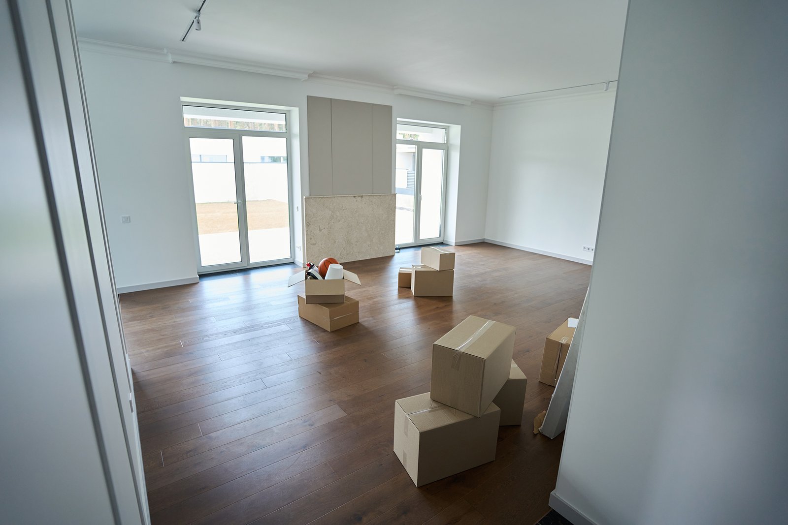 Leeres Schlafzimmer in einer neuen Wohnung